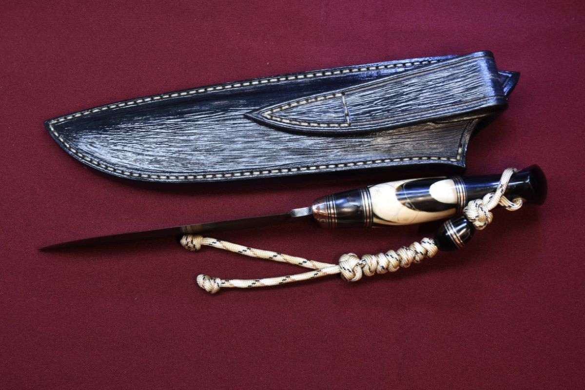  "" ( ),  .., , , ,  , .  